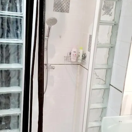 Appartamento Bonaparte, Bienvenue Dans Le Quartier Du Port, Le Quartier De Avec Son Ambiance Estivale Qui Respire Les Vacances, Rafraichissement Garantie Pour Arrivee Toute En Douceur
